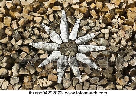 Holzstapel mit Edelweiss aus Holzscheiten, Tirol, Osterreich, Europa View Large Photo Image Stock Image - Holzstapel mit Edelweiss aus Holzscheiten, Tirol, Osterreich, Europa. Fotosearch