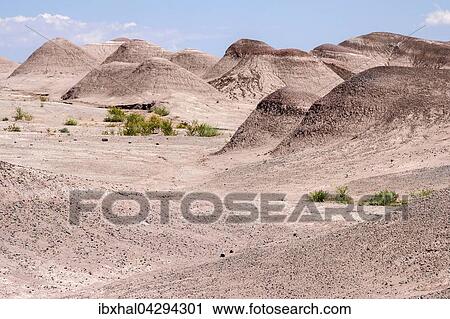 Stock Image - Karge Hugel, Erosionslandschaft am U. S. Highway 89, bei Cameron, Arizona, USA, Nordamerika. Fotosearch
