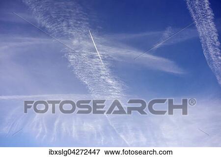 Kondensstreifen von Flugzeugen am Himmel, Bayern, Deutschland, Europa View Large Photo Image Stock Photo - Kondensstreifen von Flugzeugen am Himmel, Bayern, Deutschland, Europa. Fotosearch