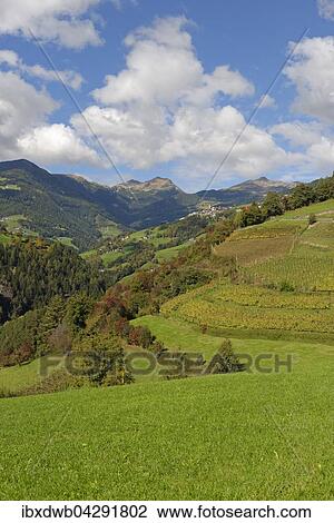 Latzfons vom Keschtnweg bei Pardell, Verdings, mit dem Konigsanger und der Kassianspitze Eisacktal, Sudtirol, Alto Adige, Italien, Europa View Large Photo Image Stock Image - Latzfons vom Keschtnweg bei Pardell, Verdings, mit dem Konigsanger und der Kassianspitze Eisacktal, Sudtirol, Alto Adige, Italien, Europa. Fotosearch