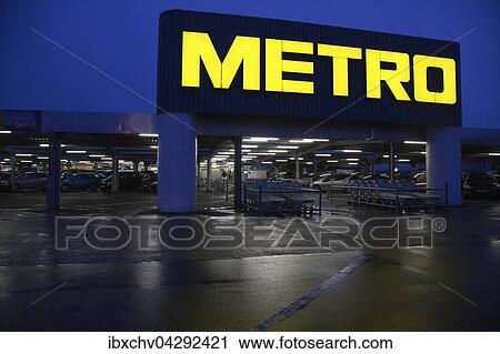 Metro Supermarkt, Parkhaus, Aken, Sachsen-Anhalt, Deutschland, Europa View Large Photo Image Stock Image - Metro Supermarkt, Parkhaus, Aken, Sachsen-Anhalt, Deutschland, Europa. Fotosearch