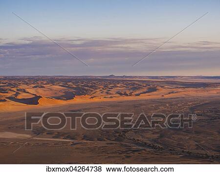 Namib-Wuste, Kulala Wilderness Reserve, Namib-Wuste, Tsarisberge, Hammerstein, Sossusvlei, Namib-Naukluft-Nationalpark, Namibia, Afrika View Large Photo Image Stock Photo - Namib-Wuste, Kulala Wilderness Reserve, Namib-Wuste, Tsarisberge, Hammerstein, Sossusvlei, Namib-Naukluft-Nationalpark, Namibia, Afrika. Fotosearch