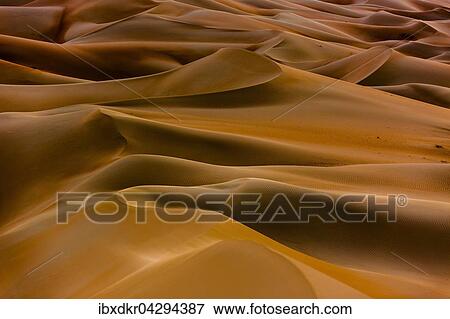 Sanddunen, Leeres Viertel, Empty Quarter, Sandwuste Rub al-Chali, auch Rub al-Khali, Vereinigte Arabische Emirate, Asien View Large Photo Image Stock Photo - Sanddunen, Leeres Viertel, Empty Quarter, Sandwuste Rub al-Chali, auch Rub al-Khali, Vereinigte Arabische Emirate, Asien. Fotosearch