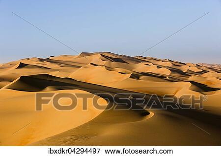 Sanddunen, Leeres Viertel, Empty Quarter, Sandwuste Rub al-Chali, auch Rub al-Khali, Vereinigte Arabische Emirate, Asien View Large Photo Image Stock Photo - Sanddunen, Leeres Viertel, Empty Quarter, Sandwuste Rub al-Chali, auch Rub al-Khali, Vereinigte Arabische Emirate, Asien. Fotosearch