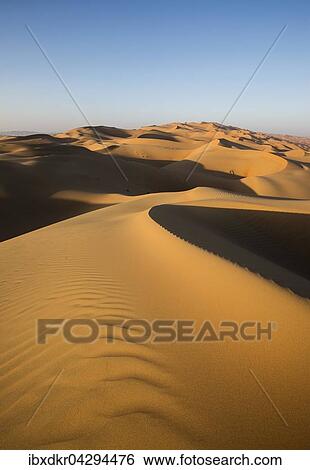 Sanddunen, Leeres Viertel, Empty Quarter, Sandwuste Rub al-Chali, auch Rub al-Khali, Vereinigte Arabische Emirate, Asien View Large Photo Image Stock Photograph - Sanddunen, Leeres Viertel, Empty Quarter, Sandwuste Rub al-Chali, auch Rub al-Khali, Vereinigte Arabische Emirate, Asien. Fotosearch