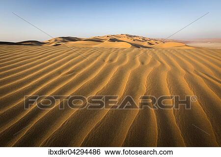 Sanddunen, Leeres Viertel, Empty Quarter, Sandwuste Rub al-Chali, auch Rub al-Khali, Vereinigte Arabische Emirate, Asien View Large Photo Image Stock Photograph - Sanddunen, Leeres Viertel, Empty Quarter, Sandwuste Rub al-Chali, auch Rub al-Khali, Vereinigte Arabische Emirate, Asien. Fotosearch