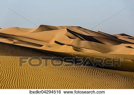 Sanddunen, Leeres Viertel, Empty Quarter, Sandwuste Rub al-Chali, auch Rub al-Khali, Vereinigte Arabische Emirate, Asien View Large Photo Image Stock Photograph - Sanddunen, Leeres Viertel, Empty Quarter, Sandwuste Rub al-Chali, auch Rub al-Khali, Vereinigte Arabische Emirate, Asien. Fotosearch