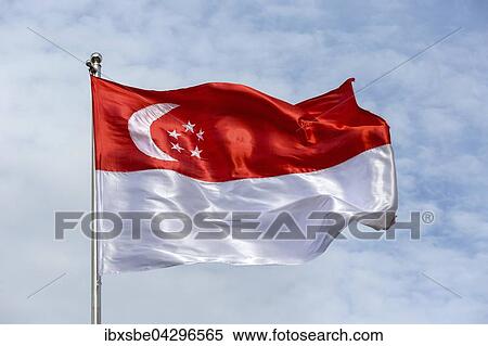 Singapur Flagge, Fahne weht im Wind View Large Photo Image Stock Photography - Singapur Flagge, Fahne weht im Wind. Fotosearch