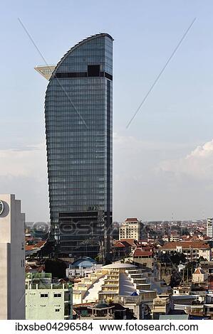 Skyline mit Vattanac Capital Tower, vorn Zentralmarkt Phsar Thmei, Stadtansicht, Phnom Penh, Kambodscha, Asien View Large Photo Image Picture - Skyline mit Vattanac Capital Tower, vorn Zentralmarkt Phsar Thmei, Stadtansicht, Phnom Penh, Kambodscha, Asien. Fotosearch