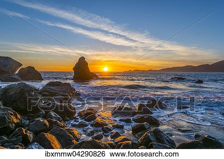 Sonnenuntergang am Marshall Strand, Marshall's Beach, Felsenkuste, San Francisco, USA, Nordamerika View Large Photo Image Stock Photograph - Sonnenuntergang am Marshall Strand, Marshall's Beach, Felsenkuste, San Francisco, USA, Nordamerika. Fotosearch