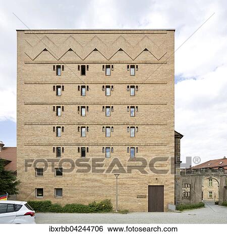 Stadthalle Bayreuth, Veranstaltungsgebaude, Expressionismus, Bayreuth, Oberfranken, Bayern, Deutschland, Europa View Large Photo Image Stock Photograph - Stadthalle Bayreuth, Veranstaltungsgebaude, Expressionismus, Bayreuth, Oberfranken, Bayern, Deutschland, Europa. Fotosearch