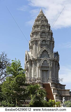 StupA des Wat Ounalom am Sisowath Quay, Tempel, Phnom Penh, Kambodscha, Asien View Large Photo Image Stock Image - StupA des Wat Ounalom am Sisowath Quay, Tempel, Phnom Penh, Kambodscha, Asien. Fotosearch