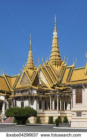 Stock Photo - Thronhalle Preah Tineang Tevea Vinichhay oder Thineang Dheva Vinnichay, Kronungshalle, Konigspalast, Phnom Penh, Kambodscha, Asien. Fotosearch
