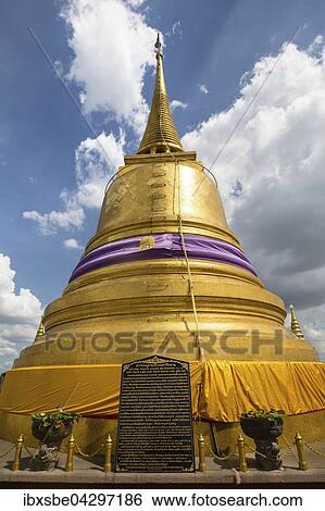 Wat Saket, Golden Mount Tempel, Phu Khao Thong, Schrifttafel vor dem Goldenen Chedi, Bangkok, Thailand, Asien View Large Photo Image Stock Photograph - Wat Saket, Golden Mount Tempel, Phu Khao Thong, Schrifttafel vor dem Goldenen Chedi, Bangkok, Thailand, Asien. Fotosearch