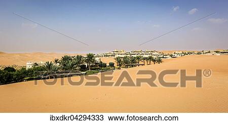 Wusten Resort Hotel Anantara Qasr Al Sarab, umgeben von hohen Sanddunen, Oase Liwa, Al Gharbia, Leeres Viertel, Empty Quarter, Sandwuste Rub al-Chali, auch Rub al-Khali, Vereinigte Arabische Emirate, Asien View Large Photo Image Stock Image - Wusten Resort Hotel Anantara Qasr Al Sarab, umgeben von hohen Sanddunen, Oase Liwa, Al Gharbia, Leeres Viertel, Empty Quarter, Sandwuste Rub al-Chali, auch Rub al-Khali, Vereinigte Arabische Emirate, Asien. Fotosearch