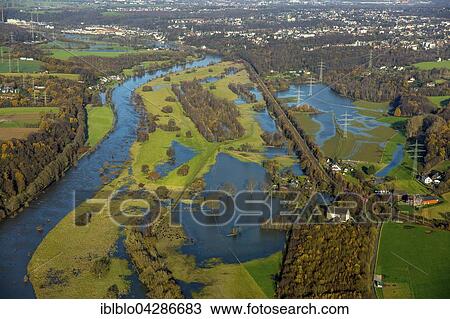 Stock Image - Floods in the Ruhr flood plains in Winz, Ruhr, Ruhr Valley, Hattingen, Ruhr district, North Rhine-Westphalia, Germany, Europe. Fotosearch