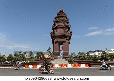 Roundabout at the Independence Monument, Phnom Penh, Cambodia, Asia View Large Photo Image Stock Image - Roundabout at the Independence Monument, Phnom Penh, Cambodia, Asia. Fotosearch