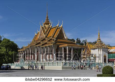 Stock Image - Silver Pagoda, Wat Preah Keo Morakot, Preah Vihear Morakot at the Royal Palace, Temple of the Emerald Buddha, Phnom Penh, Cambodia, Asia. Fotosearch