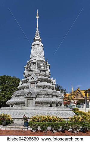 Stock Image - Stupa of King Norodom Suramarit in front of the Silver Pagoda in the Royal Palace District, Phnom Penh, Cambodia, Asia. Fotosearch