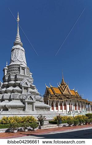 Stock Image - Stupa of King Norodom Suramarit in front of the Silver Pagoda in the Royal Palace District, Phnom Penh, Cambodia, Asia. Fotosearch