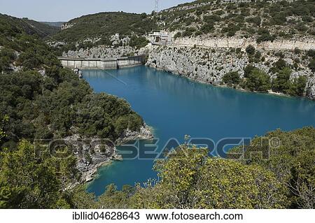 Lake Sainte-Croix mit Staumauer, Point de Sainte-Croix, Le Verdon, Gorges du Verdon, Alpes-de-Haute-Provence Department, Frankreich View Large Photo Image Stock Image - Lake Sainte-Croix mit Staumauer, Point de Sainte-Croix, Le Verdon, Gorges du Verdon, Alpes-de-Haute-Provence Department, Frankreich. Fotosearch