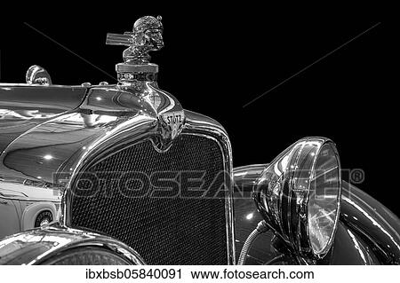 Oldtimer detail, Stutz Vertical Eight 1926, in black and white View Large Photo Image Stock Image - Oldtimer detail, Stutz Vertical Eight 1926, in black and white. Fotosearch