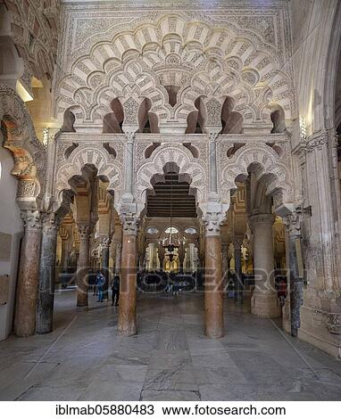 Stock Image - Round arches decorated with arabesques, portico with round arches in Moorish style, prayer hall of the former mosque, Mezquita-Catedral de Córdoba or Cathedral of the Conception of Our Lady, Córdoba, Province of Cordoba, Andalusia, Spain, Europe. Fotosearch