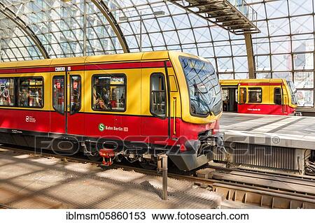 Stock Image - S-Bahn Berlin Train S Bahn in the main station Hbf, Berlin, Germany, Europe. Fotosearch