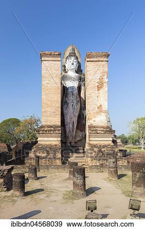 Stock Photo - The ruins of Wat Mahathat, Sukhothai historical park, Sukhothai, Thailand, Asia. Fotosearch
