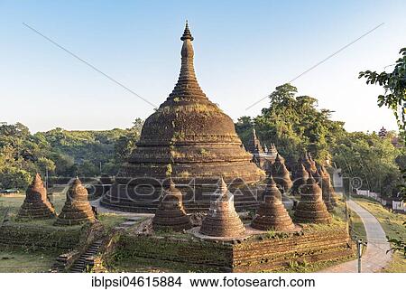 Picture - Yadanabon Pagoda, Ratanabon Paya, Mrauk U, Burma, Myanmar, Asia. Fotosearch