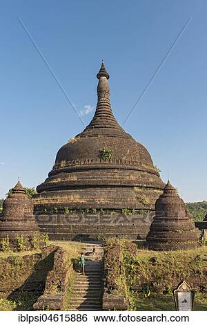 Stock Photograph - Yadanabon Pagoda, Ratanabon Paya, Mrauk U, Burma, Myanmar, Asia. Fotosearch