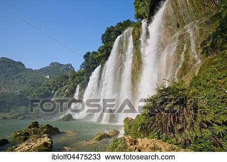 Stock Image - Ban Gioc Detian Waterfalls, border to China, Cao Bang Province, Vietnam, Asia. Fotosearch