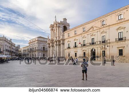 Cathedral Santa Maria delle Colonne, Palazzo Arcivescovile, Piazza Duomo, Ortygia, Ortigia, UNESCO World Heritage Site, Syracuse, Siracuse, Sicily, Italy, Europe View Large Photo Image Picture - Cathedral Santa Maria delle Colonne, Palazzo Arcivescovile, Piazza Duomo, Ortygia, Ortigia, UNESCO World Heritage Site, Syracuse, Siracuse, Sicily, Italy, Europe. Fotosearch