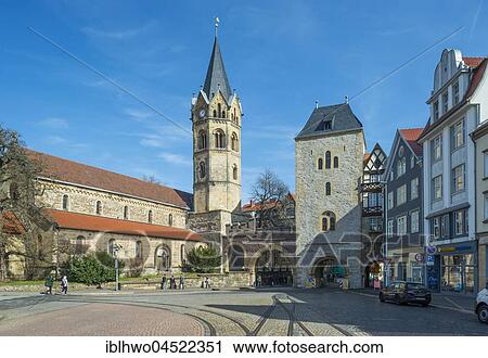 Stock Image - Church Nikolaikirche with Nikolaitor, oldest city gate in Thuringia, Eisenach, Thuringia, Germany, Europe. Fotosearch