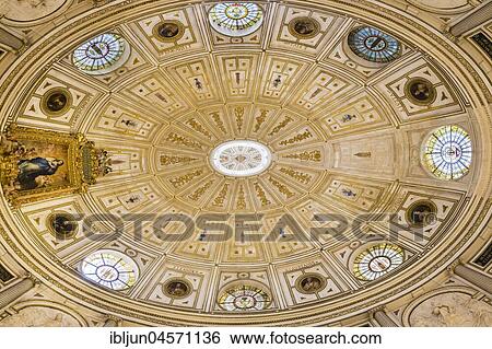 Stock Photograph - Dom Catedral de Santa María de la Sede Cathedral, UNESCO World Heritage Site, Seville, Seville, Seville Province, Andalusia, Spain, Europe. Fotosearch