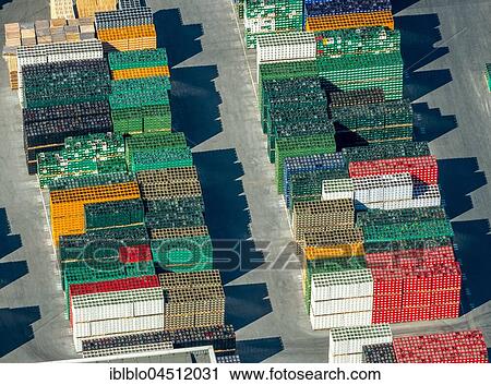 Stock Image - Empty beverage crates, recycling bottles, DAB brewery, Dortmunder Actien beer, beer brewery, Dortmund, Ruhr area, North Rhine-Westphalia, Germany, Europe. Fotosearch