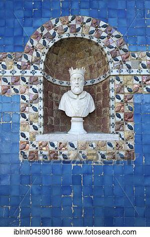 Gallery with royal bust, Palace of the Marquis de Fronteira, Palácio dos Marqueses de Fronteira, district of São Domingos de Benfica, Lisbon, Portugal, Europe View Large Photo Image Stock Photograph - Gallery with royal bust, Palace of the Marquis de Fronteira, Palácio dos Marqueses de Fronteira, district of São Domingos de Benfica, Lisbon, Portugal, Europe. Fotosearch