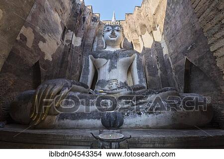 Picture - Giant Buddha statue, Wat Si Chum, Sukhothai historical park, Sukhothai, Thailand, Asia. Fotosearch