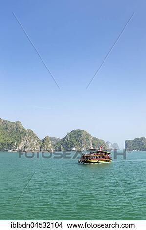 Picture - Limestone karst formations in Lan Ha Bay, Halong Bay, Vietnam, Asia. Fotosearch