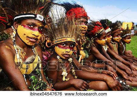 Stock Photograph - The highland tribes, Bolpro from the ChuaveSimbu Province, presenting themselves at the annual Sing Sing of Goroka, Papua New Guinea, Oceania. Fotosearch