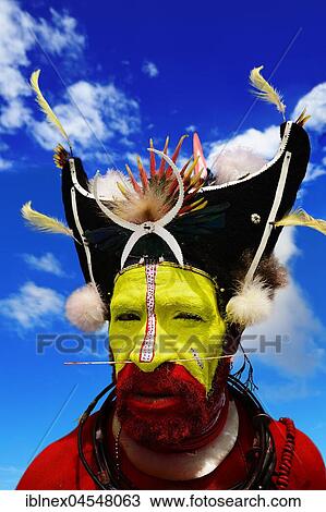 Stock Image - The highland tribes, Hela Wigman of Koroba, present themselves at the annual Sing-Sing of Goroka, Papua New Guinea, Oceania. Fotosearch