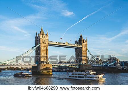 Stock Image - Tower Bridge, Themse, London, England, United Kingdom, Europe. Fotosearch