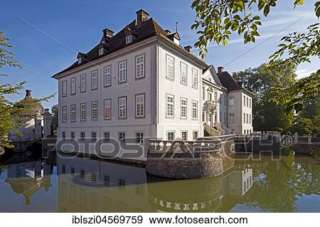 Vinsebeck Castle, Steinheim, Ostwestfalen-Lippe, Teutoburger Wald, North Rhine-Westphalia, Germany, Europe View Large Photo Image Stock Photo - Vinsebeck Castle, Steinheim, Ostwestfalen-Lippe, Teutoburger Wald, North Rhine-Westphalia, Germany, Europe. Fotosearch