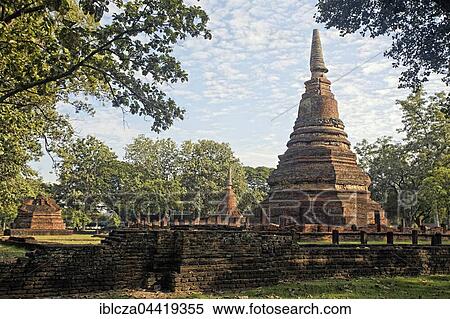 Stock Photography - Chakungrao ruins, Kampeng Phet Historical Park, Kamphaeng Phet, Thailand, Asia. Fotosearch