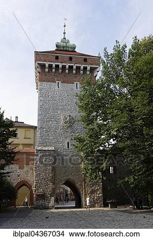 Florian Gate, historic center, Old Town, Stare Miasto, Kraków, Poland, Europe View Large Photo Image Picture - Florian Gate, historic center, Old Town, Stare Miasto, Kraków, Poland, Europe. Fotosearch