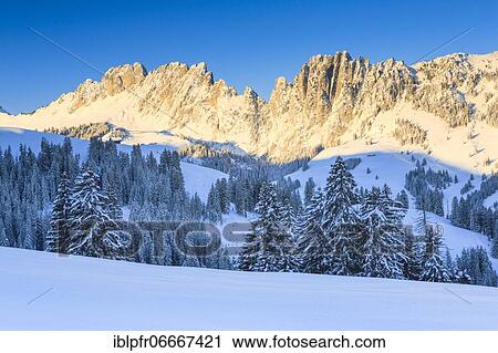Stock Image - Gastlosen, Jaunpass, Switzerland, Europe. Fotosearch