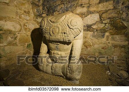 Stock Photo - Maya statue inside Royal Palace, ancient Maya city Yaxchilán, Frontera Corozal, Chiapas, Mexico, Central America. Fotosearch