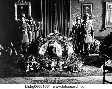 Paul von Hindenburg laid out on his coffin, soldiers next to him, historical photo, August 1934, Neudeck Manor, Germany, today Poland, Europe View Large Photo Image Picture - Paul von Hindenburg laid out on his coffin, soldiers next to him, historical photo, August 1934, Neudeck Manor, Germany, today Poland, Europe. Fotosearch