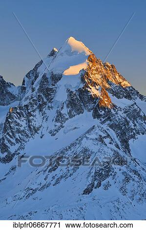 Piz Roseg 3937 m, Grisons, Switzerland, Europe View Large Photo Image Stock Image - Piz Roseg 3937 m, Grisons, Switzerland, Europe. Fotosearch