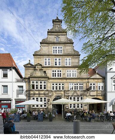 Picture - Rattenkrug, oldest inn of Hamelin, Bäckerstraße, Hamelin, Lower Saxony, Germany, Europe. Fotosearch